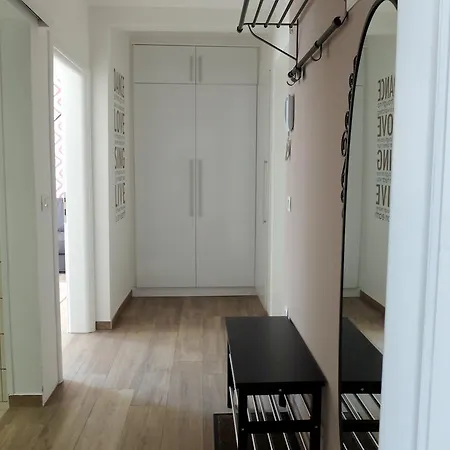 Center Flat Lägenhet